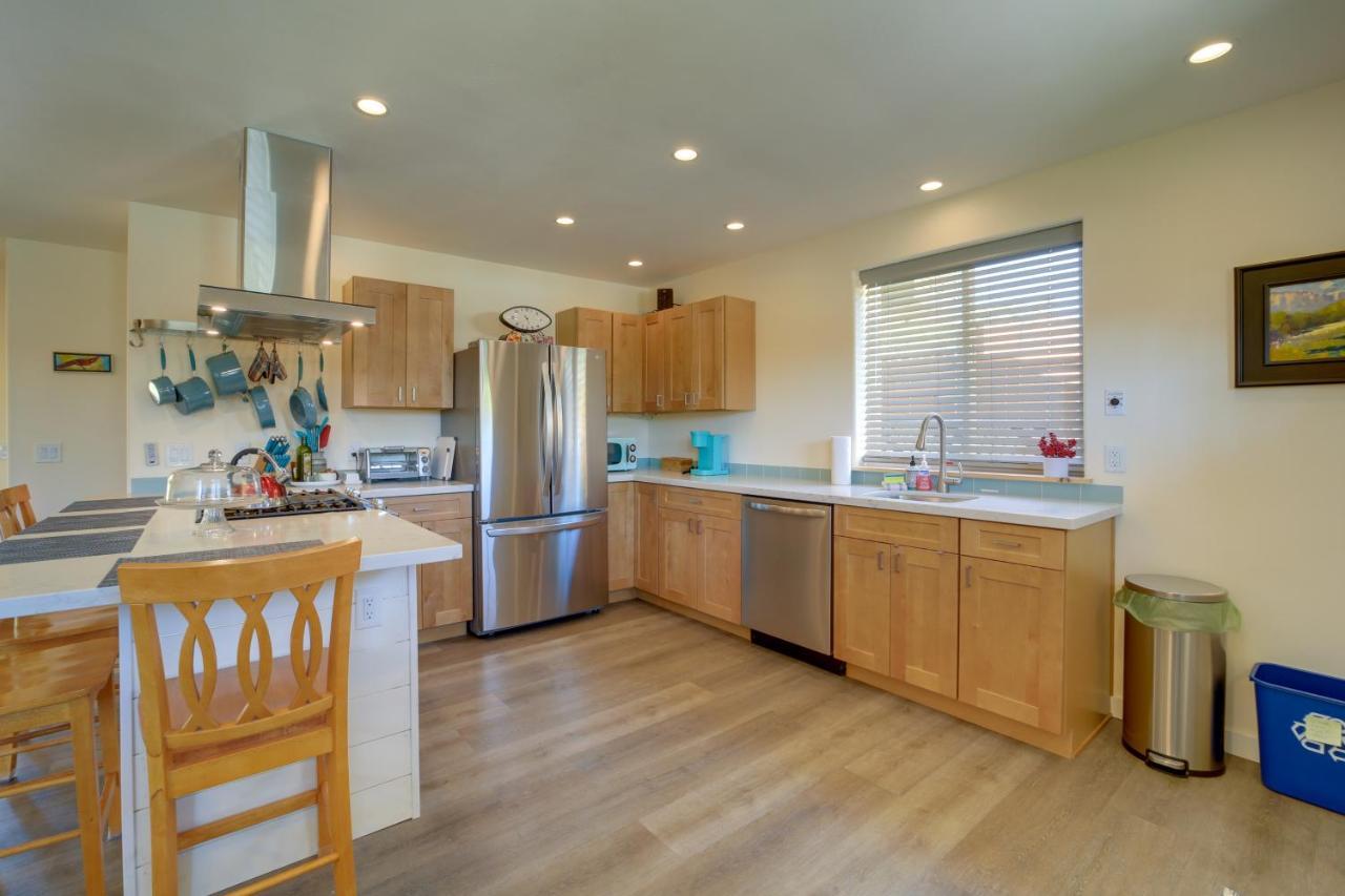 Old Town Cottonwood Cottage With Yard, Pets Welcome Exterior photo