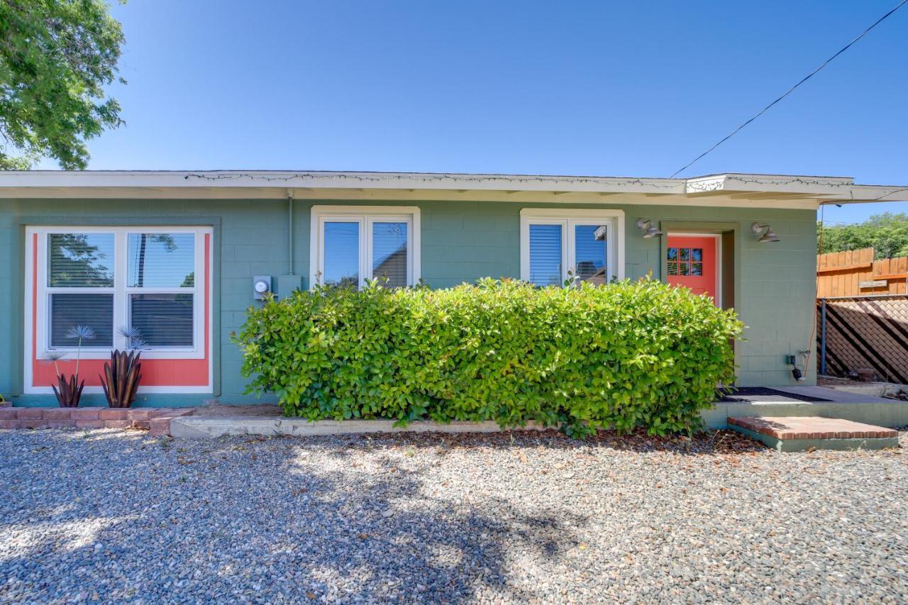 Old Town Cottonwood Cottage With Yard, Pets Welcome Exterior photo